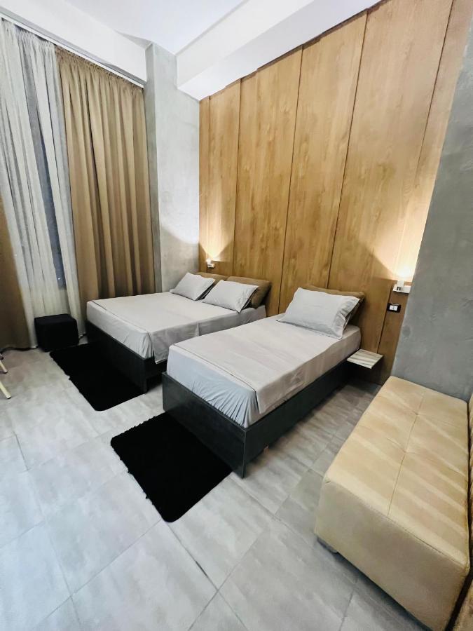 Colombia Apartments&Rooms Durrës Exterior foto